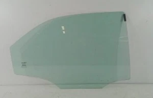 VETRO SCENDENTE PORTA POST DX FIAT BRAVA (98-02) 105 TD JTD BER5P/D C.M.182B4000 - Foto 1 di 2