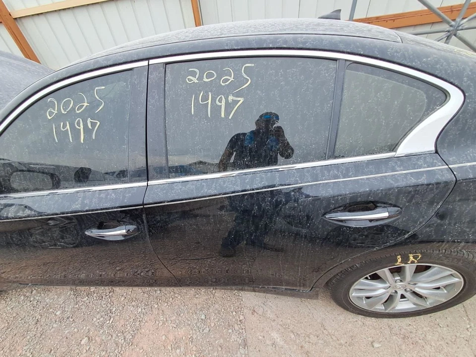 (LOCAL PICKUP ONLY) Driver Left Rear Side Door Electric Fits 14-22 INFINITI Q50  Foto 1 de 4