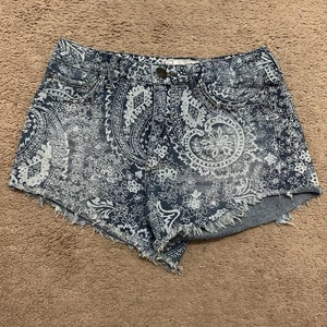 Free People Paisley Cut Off Denim Shorts Size 25  - Picture 1 of 7