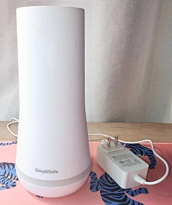 SimpliSafe Wireless Home Security Base Station with Power Adapter Model SSBS3 - Image 1 of 4