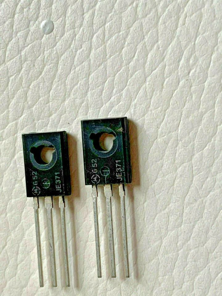10 Pieces | MJE371 4.0 A, 40 V PNP BY MOTOROLA | FREE US Shipping ! - Image 1 of 1