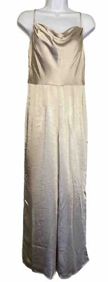 Mono exuberante para mujer satinado nude rubor capucha cuello una pieza crema talla pequeña nuevo con etiquetas Foto 1 de 4