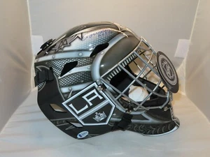 Máscara de portero de tamaño completo firmada por Rogie Vachon automática Beckett bajo certificado de autenticidad - Imagen 1 de 10