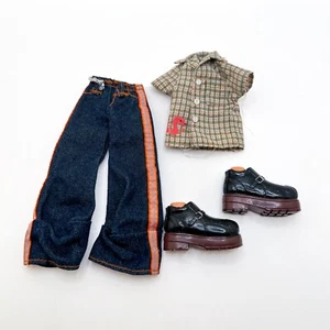 Lote Muñeca Cameron Bratz Boyz Primera Edición Zapatos Mocasines Pantalones Top Camisa  - Imagen 1 de 4