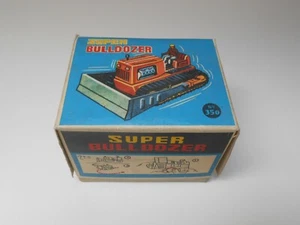 JUGUETE A CUERDA SUPER BULLDOZER MADE IN GREECE GRECIA GREEK TOY ANTIQUE - Imagen 1 de 3