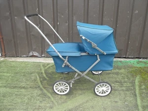 Vintage Small 70s Baby Dolls Pram - Picture 1 of 8