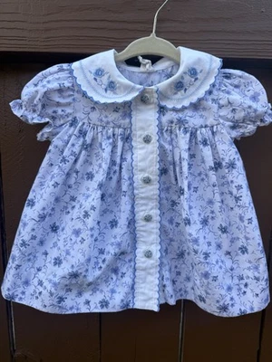 Vintage Unbranded Baby Girl Dress Size 3-6M Blue & White Color Flowers - Image 1 of 4