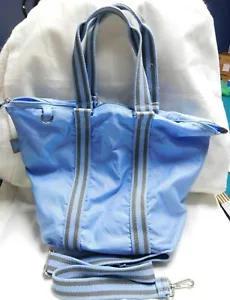 Zippo blue lined zippered Beach/Pool bag w/removable adjustable shoulder strap - Picture 1 of 9