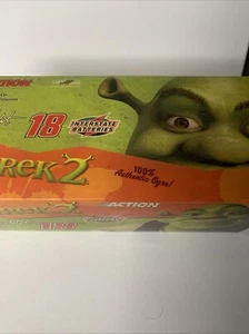 Bobby Labonte #18 Interstate Batteries / Shrek 2 2004 Monte Carlo Green Neu/Box - Bild 1 von 9