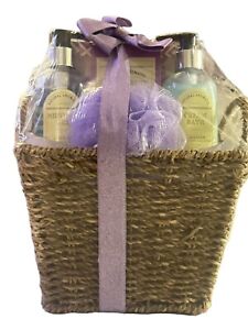 Mothers Day Gift Basket For Mom/Girlfriend/Daughter/Mothers Day/ Birthday.