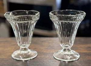 Set 2 bicchieri alti 5" vintage vetro gelato Sundae piedistallo svasato a coste - Foto 1 di 4