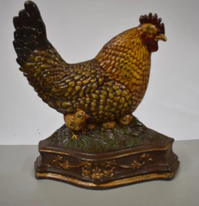 De colección Tope de puerta de hierro fundido huevos para incubar gallinas pintados a mano 11” de alto 10” de ancho - Imagen 1 de 2