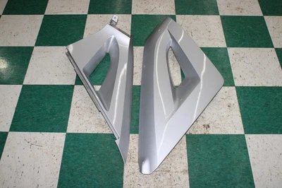 02-13 Avalanche *SCUFFS* Silver Passenger Right RH Bed Pair Cladding Trim Panels - Image 1 of 4