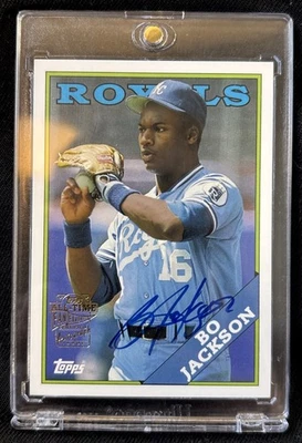2005 Topps All-Time Fan Favorites Bo Jackson Autograph - Image 1 of 4