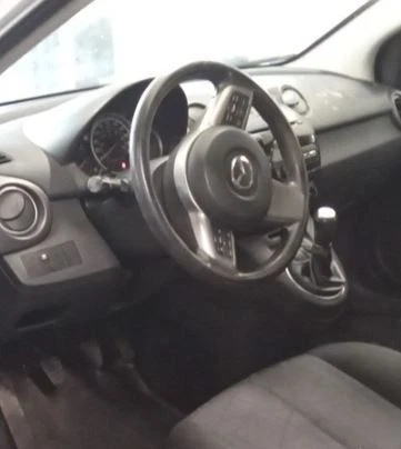 2011-2014 Mazda 2 LH Driver Steering Wheel Airbag OEM - Изображение 1 из 2