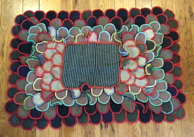 19th C Wool Lambs Tongue Penny Rug Rustic Farmhouse Early Americana Folk Art - Image 1 of 4