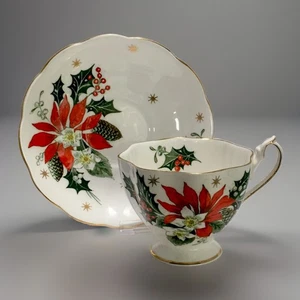Queen Anne “Noel” Bone China Tea Cup & Saucer Poinsettia Pattern Made In England - Imagen 1 de 8