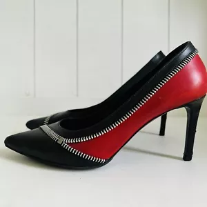 Saint Laurent schwarz/rot Leder-Pumps mit spitzem Reißverschluss Größe 38,5 - Bild 1 von 13