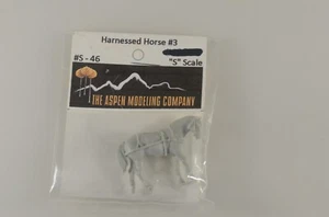 Aspen Modelling Scala S Cavallo imbrigliato in resina non verniciato #3 - S-46 - Foto 1 di 2