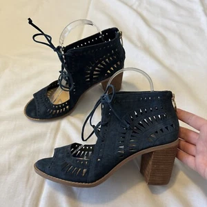 VINCE CAMUTO Tarita 8 Blue Suede Laser Cutout Ankle Boots Booties Heels Peep Toe - Picture 1 of 11