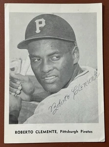 Jay Publishing 1960’s Roberto Clemente ( Writing On Front) Pirates HOF Great - Picture 1 of 1