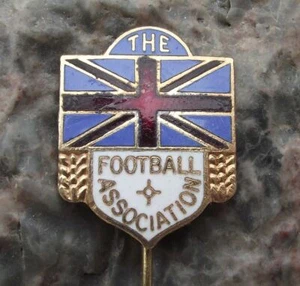 Vintage Football Association Great Britain Union Jack Flag Soccer Pin Badge - Picture 1 of 2