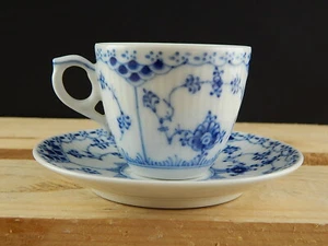 ROYAL COPENHAGEN PORCELLANA BLUE FLUTED HALF LACE COFFEE CUP & SAUCER TAZZINA - Picture 1 of 7