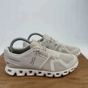 Mujer On Cloud 5 Estilo de Vida Marfil Atlético Correr Tenis Zapatos Talla 8.5 M Usados en Excelente Condición - Imagen 1 de 9