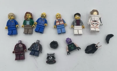 LEGO Minifig Minifigures Lot - Image 1 of 4