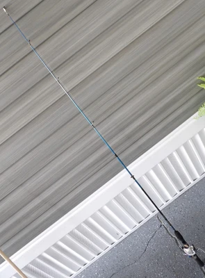 ZEBCO GENESIS GEN10 562L-GWL5 LIGHT GRAPHITE SPINCAST FISHING ROD REEL COMBO EUC - Image 1 of 4