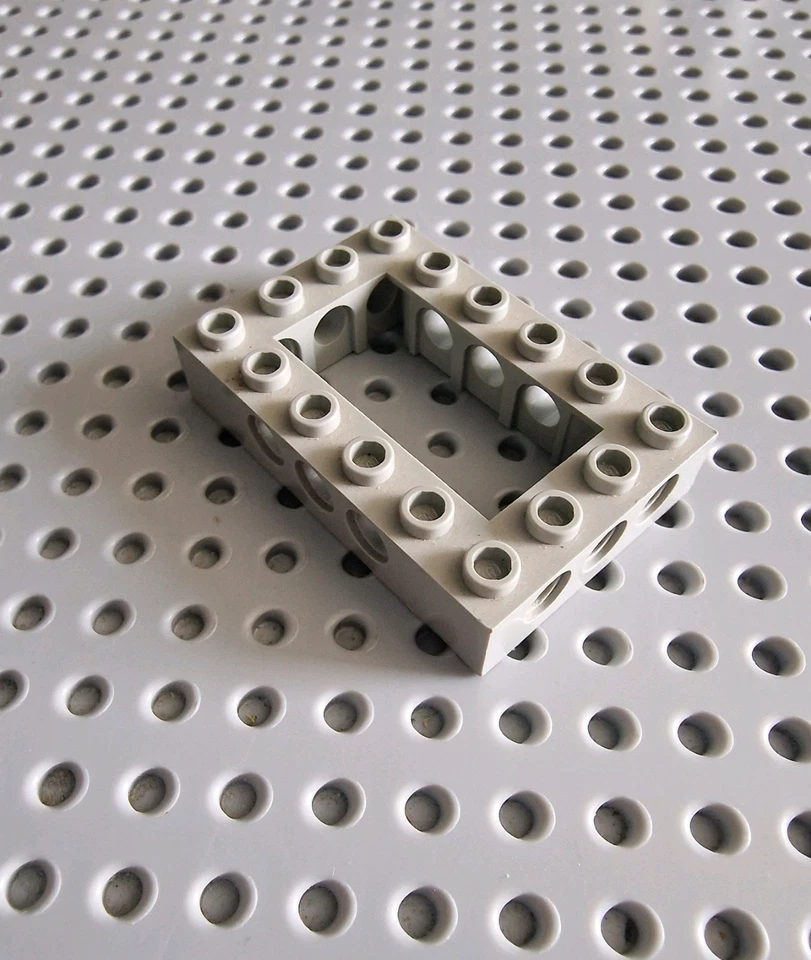 Lego Technic Technik Rahmen Lochbalken 4x6 alt hellgrau 1 Stück 32531 A082 - Bild 1 von 1