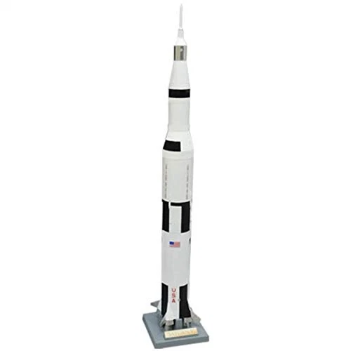 Saturn V 1:200 Scale - Image 1 of 1