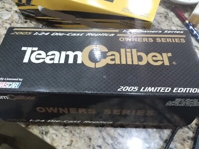 Ford Taurus #17 2005 Dewalt escala 1:24 diecast serie Owners Foto 1 de 4