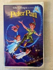 Disney Classic PETER PAN Clamshell VHS Cassette Tape - Picture 1 of 6