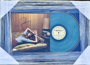 Foto firmada por Taylor Swift + exhibición enmarcada en vinilo Midnights - JSA - Imagen 1 de 3