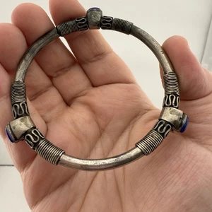 Vintage Tribal Sterling Silver Blue Lapis Cabochon Bangle Bracelet 2.75” ID - Picture 1 of 5