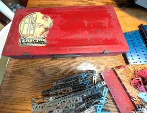 1935 Gilbert Erector Set Incomplete but lots of parts! - Picture 1 of 22