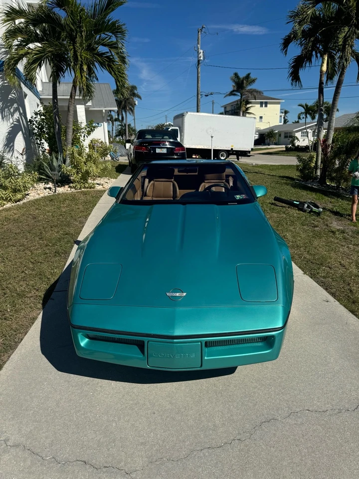 Chevrolet Corvette 1990  Foto 1 de 4