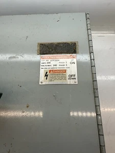 ITE V7F3204 Interruttore quadro 200 Amp 240V 3 poli fuso vuoto-rottura 200A Gould - Foto 1 di 3