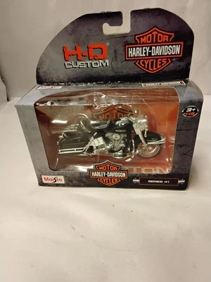 Motocicleta Harley Davidson Electra Glide 1966 FLH escala 1:16 #31360 nueva en paquete Foto 1 de 4