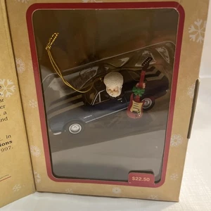 Enesco Tesoro Edizioni Capolavoro~Chevrolet~1967 Z28 Camaro Santa~270482 - Foto 1 di 5