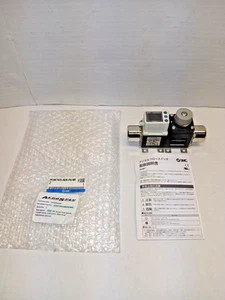 SMC PF3W740S-N06-FN-MRZ Interruttore di flusso digitale 3 colori Acqua 3/4" NPT 5-40 L/Min - Foto 1 di 3