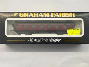 Graham Farish 374-845 Stainer Vestibule 1st LMS Crimson Lake - Picture 1 of 3