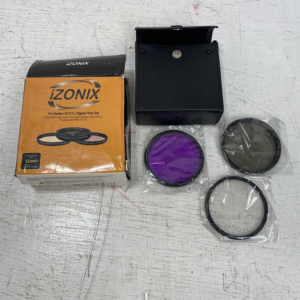 3PCS - iZonix 62mm Camera Filter set: Ultraviolet UV, Cir Polarized, Fluorescent - Image 1 of 3