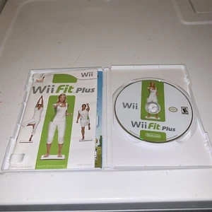 Nintendo Wii Wii Fit Plus Complete Game - Picture 1 of 2