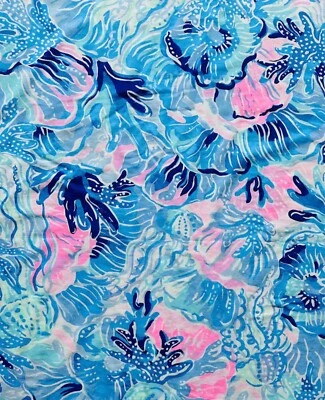 ~ Lilly Pulitzer Fabric Cotton Jersey - Blue Shadows , 18”x30” # 189 Foto 1 de 3