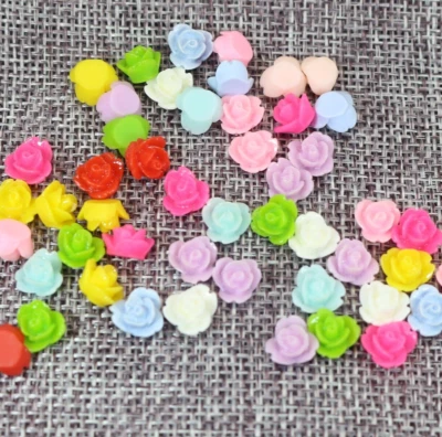 50 cabochões coloridos mistos flor rosa Julieta encosto plano resina 8mm enfeite faça você mesmo - Imagem 1 de 4