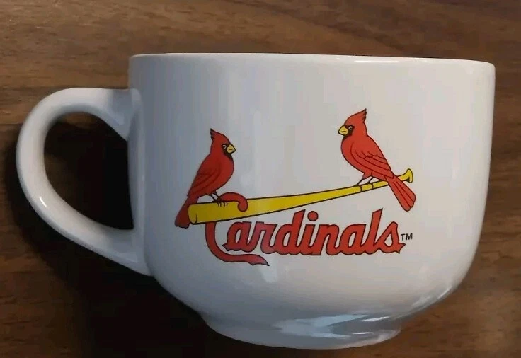 Taza de café St. Louis Cardinals Friends Central Perk 13/05/22 Friends Theme Night Foto 1 de 4