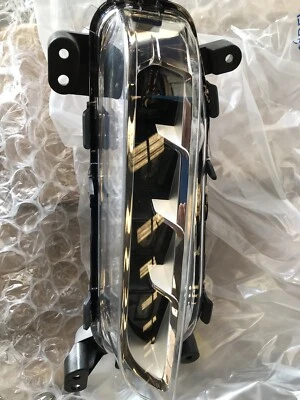 Luz antiniebla LED lateral izquierda conductor Lincoln Aviator 2020-2022 OEM 2657 2657 2022 Foto 1 de 2