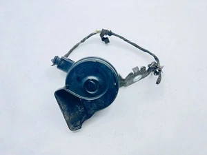 Volkswagen Tiguan 2008 Front right horn signal AM80SR GPX1735 - Picture 1 of 5